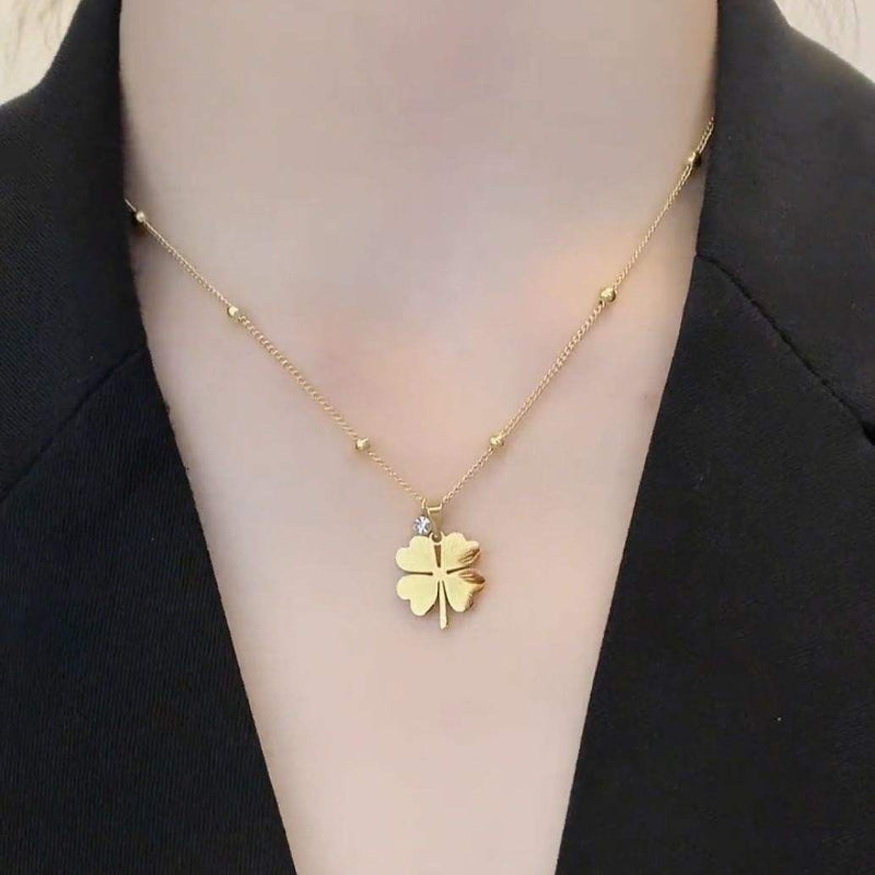 Fortuna Bloom Zircon Charm Necklace
