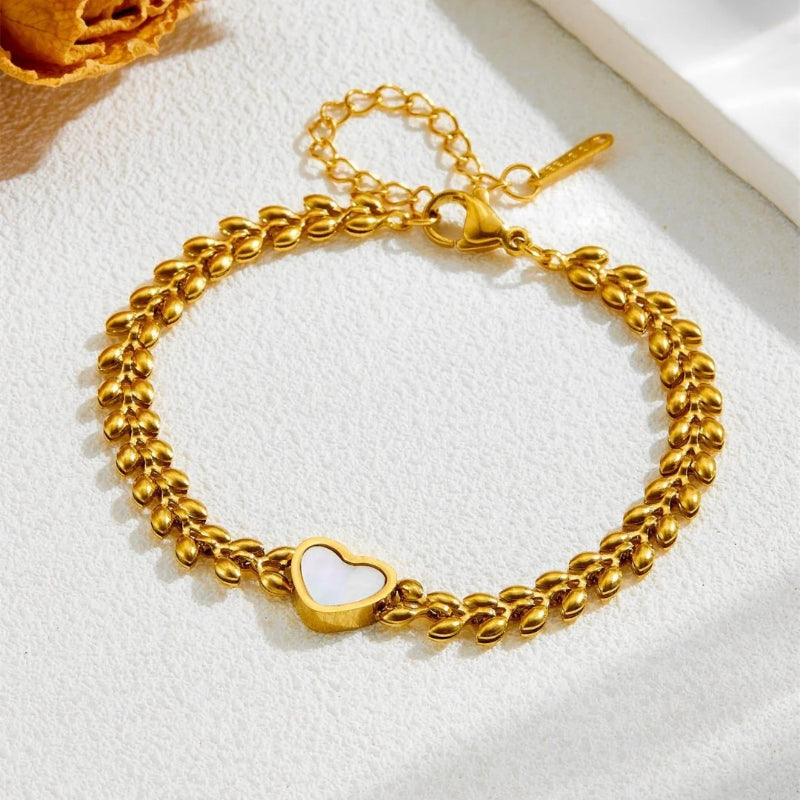 Oceana Blanc Seashell Heart Chain Bracelet