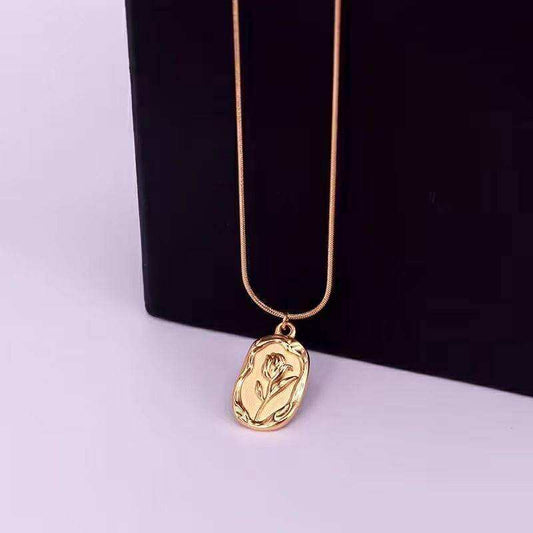 Blooming Tulip Elegance Necklace