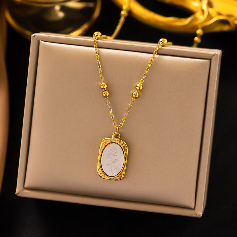 Rosélle Mirror Rose Necklace