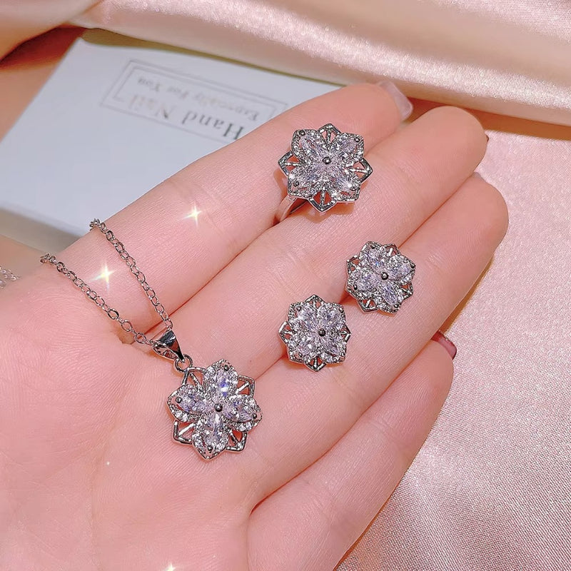 Fleur de Sparkle Diamond Bloom Necklace Set