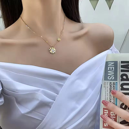 Soleil Daisy Zircon Stainless Steel Necklace