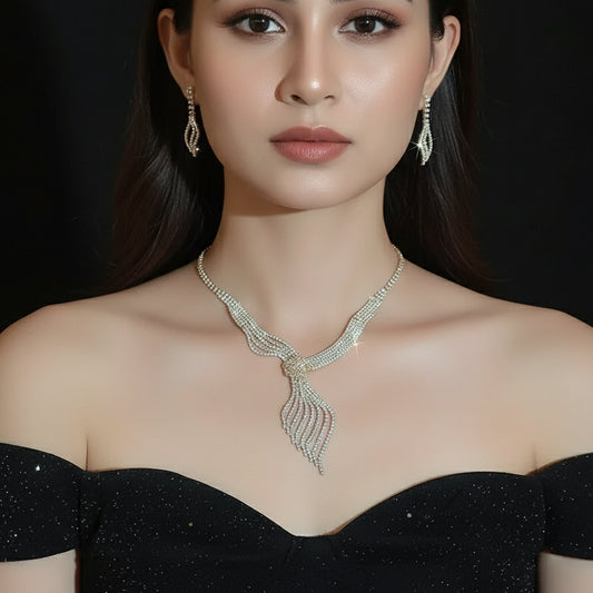 Aurora Diamond Cut Clavicle Necklace