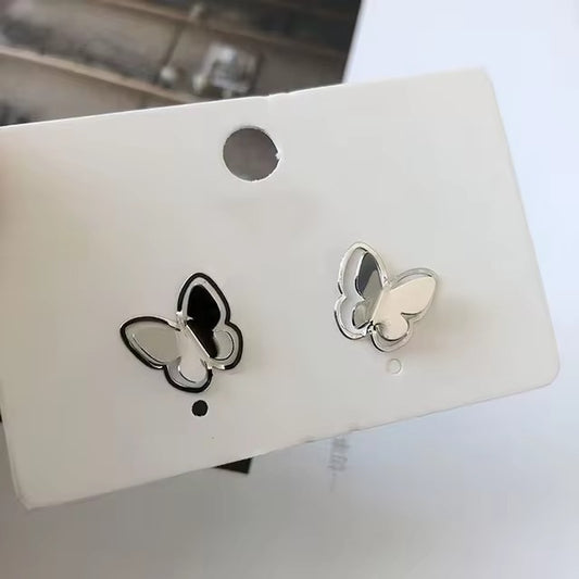 Argent Éther Mini Butterfly Stud Earrings